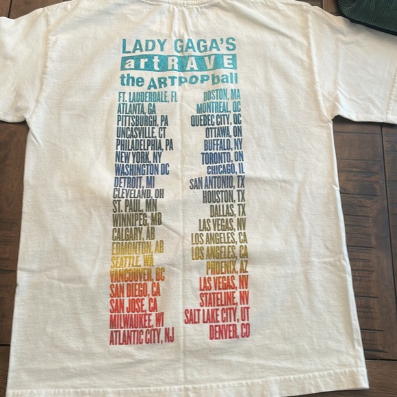 Lady Gaga vintage tshirt. - Picture 2 of 4